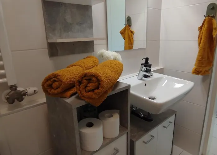 Duna Apartment, Freegarage, 2room, Smarttv,dishwasher,ac *