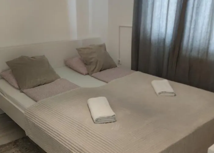 Duna Apartment, Freegarage, 2room, Smarttv,dishwasher,ac Budapest
