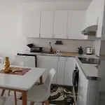 Duna Apartment, Freegarage, 2room, Smarttv,dishwasher,ac Apartment Budapest