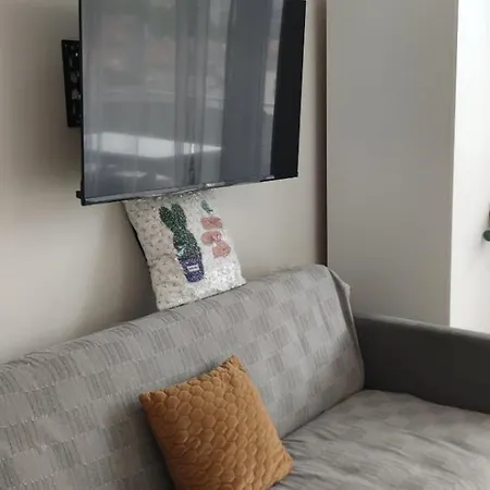 Duna Apartment, Freegarage, 2room, Smarttv,dishwasher,ac Lejlighed *