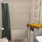 Duna Apartment, Freegarage, 2room, Smarttv,dishwasher,ac דירה בודפשט