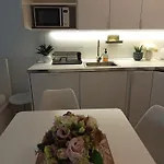 Duna Apartment, Freegarage, 2room, Smarttv,dishwasher,ac *