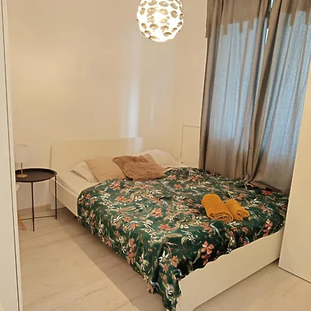 アパート Duna Apartment, Freegarage, 2room, Smarttv,dishwasher,ac From July 4th ブダペスト