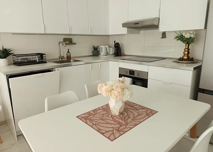 Duna Apartment, Freegarage, 2room, Smarttv,dishwasher,ac 부다페스트