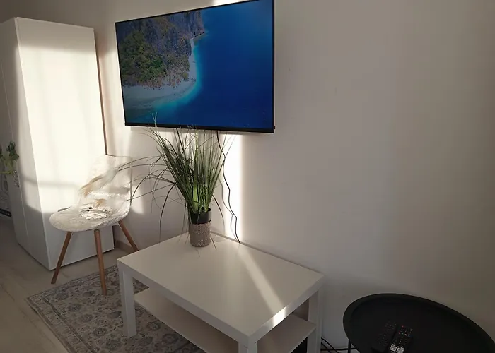 Duna Apartment, Freegarage, 2room, Smarttv,dishwasher,ac 아파트 *