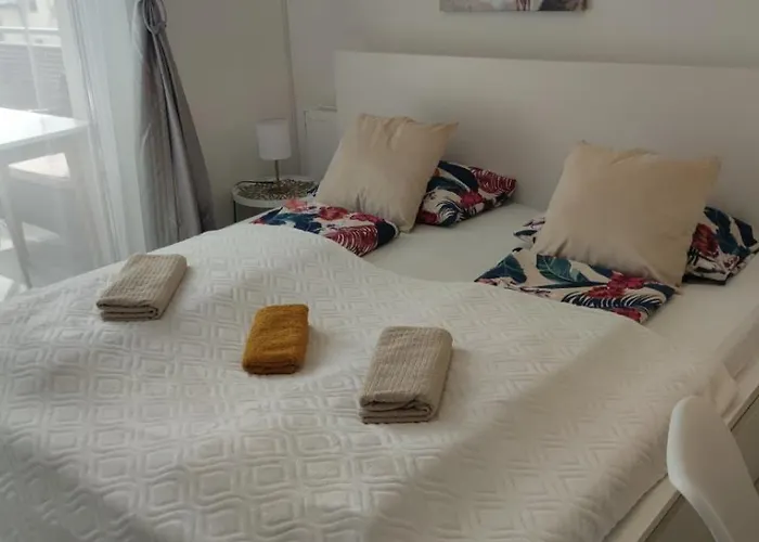 Duna Apartment, Freegarage, 2room, Smarttv,dishwasher,ac