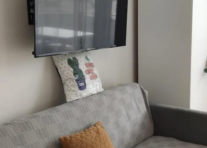 Duna Apartment, Freegarage, 2room, Smarttv,dishwasher,ac 아파트 *